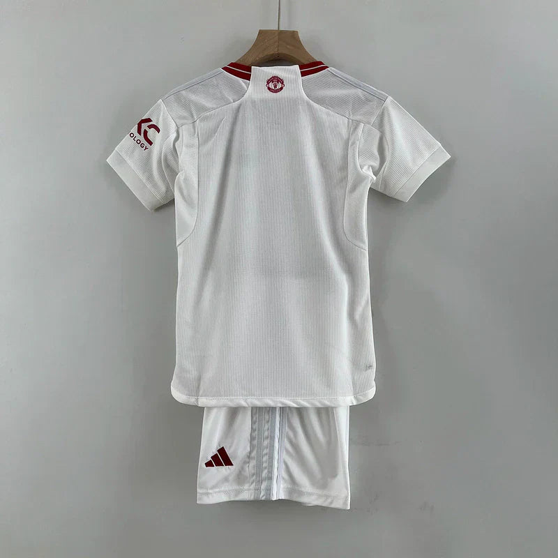 MANCHESTER UNITED II 23/24 CONJUNTO INFANTIL - TIENDA DEL JUGADOR