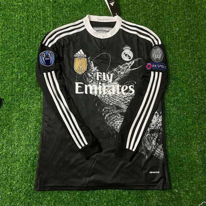 #Ronaldo7  Real Madrid 2015 Dragon Black Retro Jersey