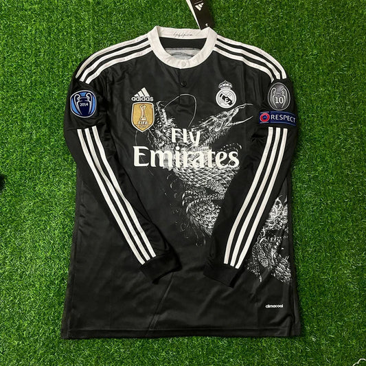 #Ronaldo7  Real Madrid 2015 Dragon Black Retro Jersey