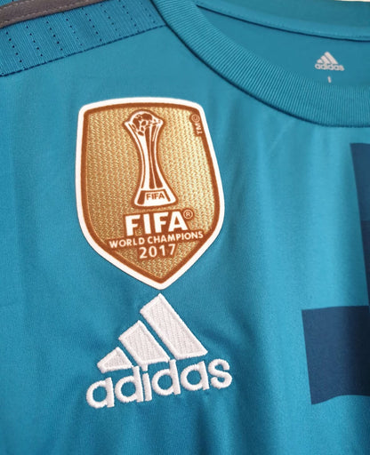 Real Madrid Jersey Retro - 2017/18 + Patch Champions League + Mundial