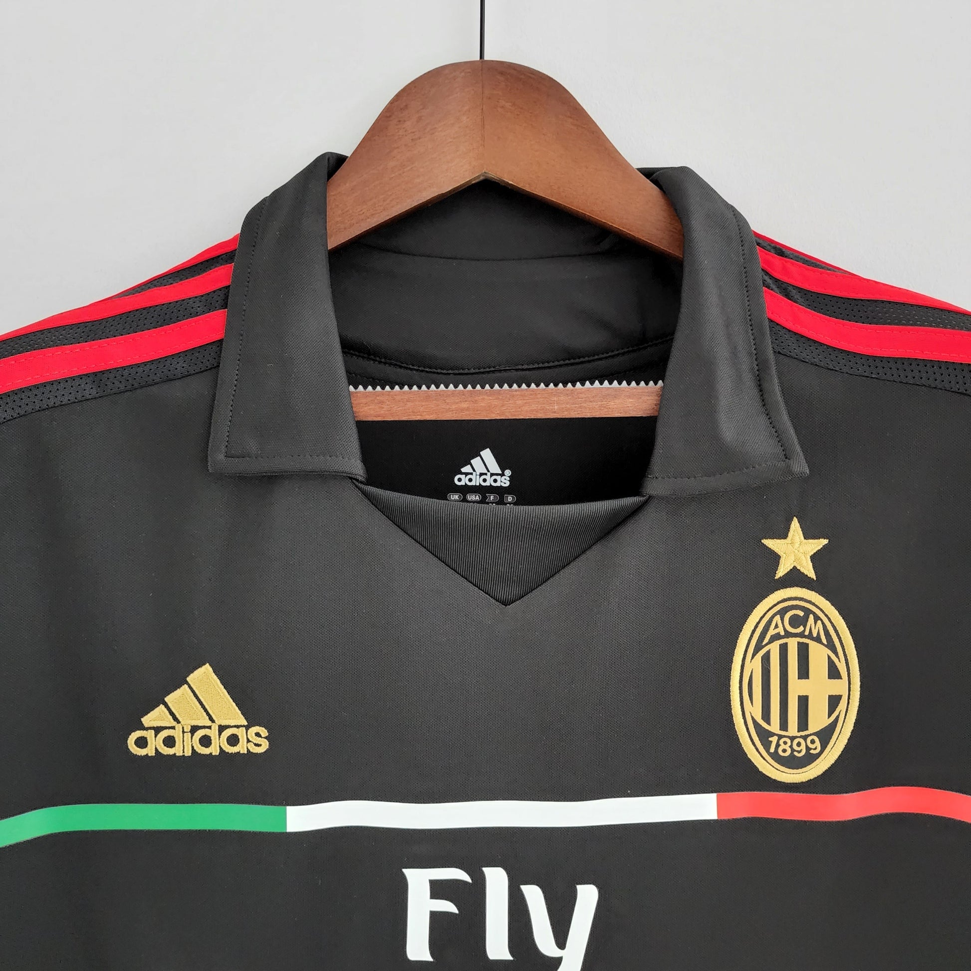 MILAN XVII 11/12 HOMBRE (RETRO) - TIENDA DEL JUGADOR