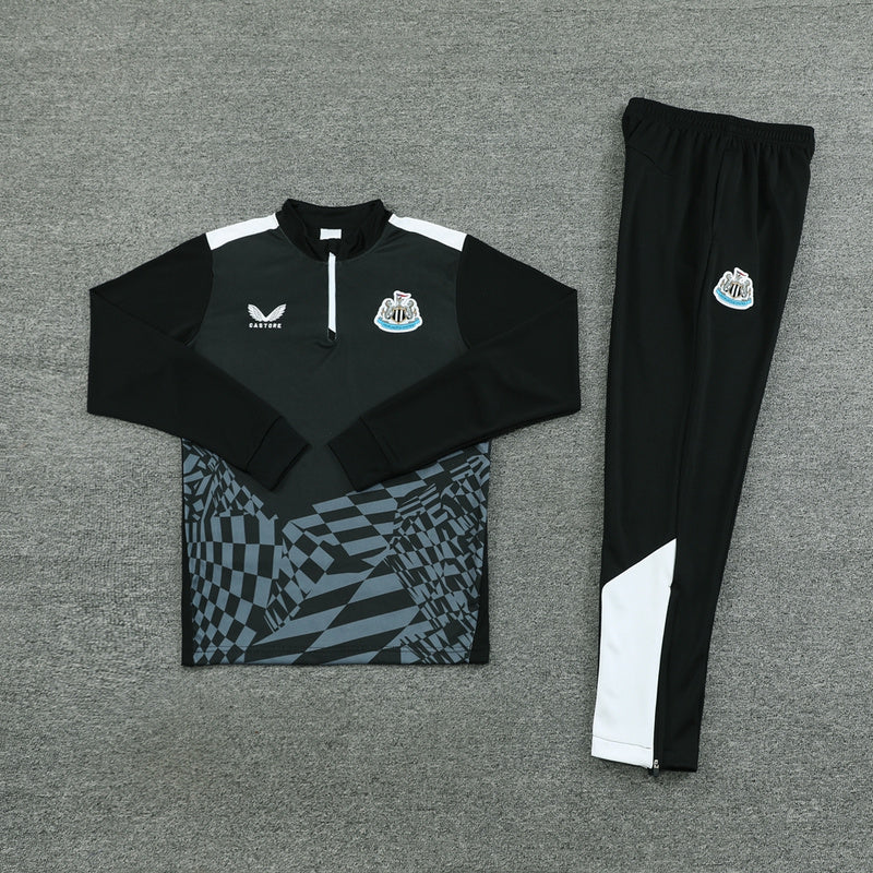 Kit LARGO NEWCASTLE Training 24/25 Men